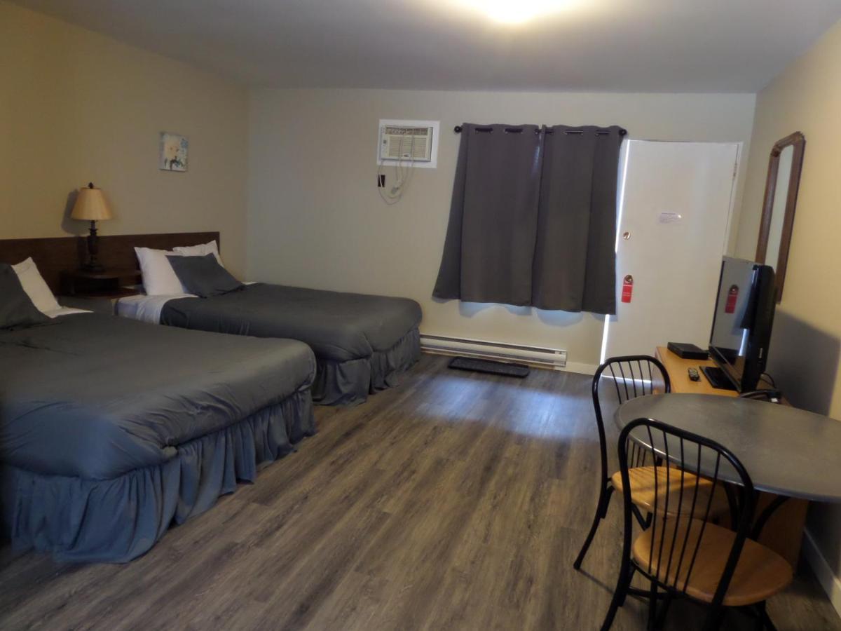 Motel Ray Lyn